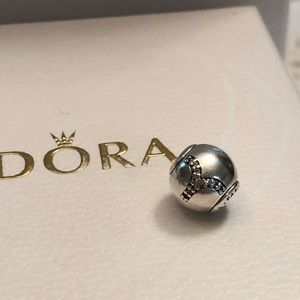 Pandora Essence Aries Charm